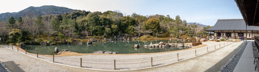 京都　嵯峨嵐山「天龍寺 曹源池庭園」