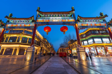 On February 21, 2023,the night view of the Qianmen Street in Beijing, China, Dashilanr is a famous commercial street in front of the front door of Beijing. © zhengzaishanchu