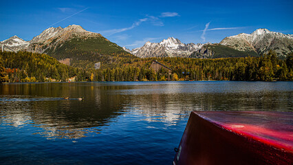 Szczyrbskie Jezioro w Tatrach Wysokich na Słowacji