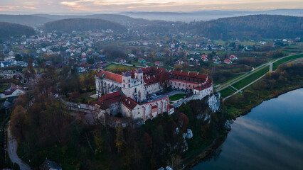 Klasztor Benedyktynów w Tyńcu koło Krakowa - obrazy, fototapety, plakaty