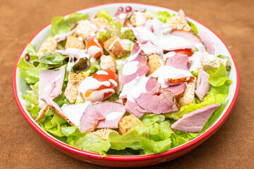 salad with chicken and vegetables