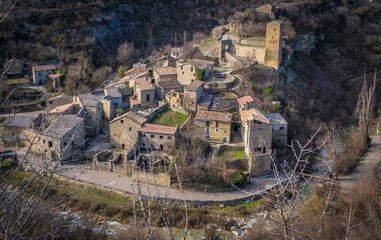 montanana huesca aragon spain view from the hill and view of the river - obrazy, fototapety, plakaty