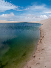 Dunes et lagons du Parc national des Lençóis Maranhenses au Brésil