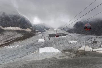 Fotobehang Cable car in the Stubai Glacier, Austrian Alps © ihervas