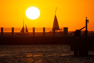 Fototapeta na wymiar Beautiful sunset in the port of Key West in the far south of Florida