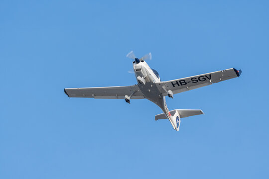 Diamond DA-40NG airplane leaving Altenrhein in Switzerland 12.2.2022