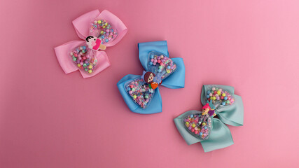 Moños de niña. Accesorio de pelo.  © PatyD