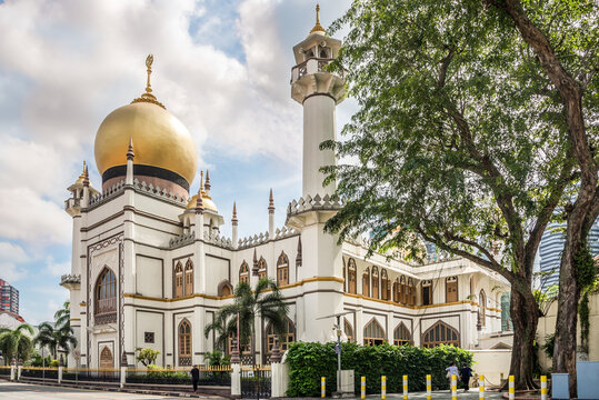 View at the Sultan Mosque in the Arab street of Singapore