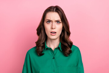 Photo of shocked impressed woman wear green shirt open mouth looking you isolated pink color background - obrazy, fototapety, plakaty