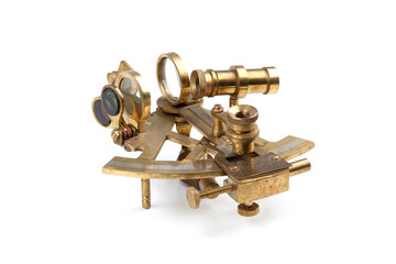 Obraz na płótnie Canvas detailed view of a old nautical sextant with optics isolated on white background