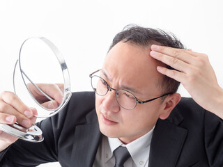 中年男性のイメージ