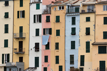 italian houses in Porto Venere