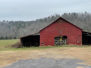 Alabama barn © miranda
