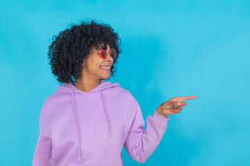 afro american girl with sunglasses isolated on background
