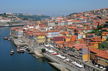 Naklejka na ściany i meble Portugal, the old historical houses in Porto
