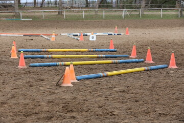 Obstacles and buoys in the sand