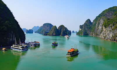 Fototapeta na wymiar Ha Long Bay, a UNESCO Heritage Site in Vietnam