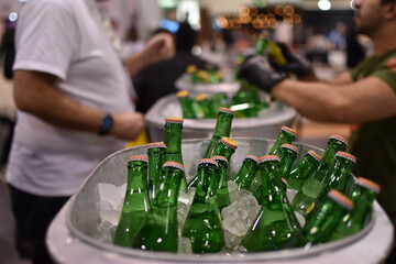 Cheft and promoters play a crucial role in product sampling at trade shows