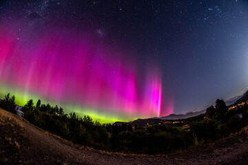 aurora australis over the mountains
