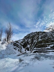 Der Hirtstein bei Satzung im Erzgebirge mit seinem Basaltischer