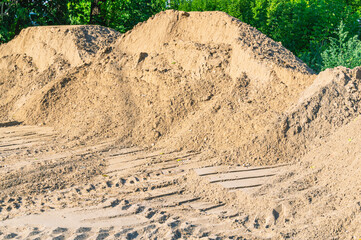 River sand for construction work. Sand for the manufacture of concrete. Sand for road works.