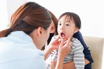 歯医者さんと子ども