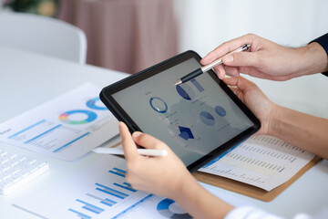 Groups of people joining in discussions, business meetings, startup company sales team meetings, brainstorming and summary of company performance. Business strategy management concept.