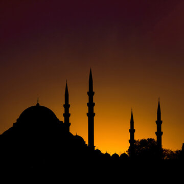 Silhouette of Suleymaniye Mosque at sunset. Ramadan concept photo