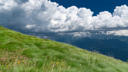 Wolkenformation über der Brenta (Italien)