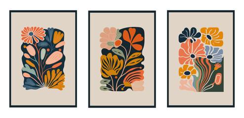 Set of creative cards with floral design. Hand drawn vector illustration.