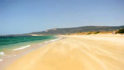 Foto auf Acrylglas Strand Bolonia, Tarifa, Spanien Bolonia beach with easterly wind, coast of Cadiz, Spain. The Levante wind is good for windsurfing on the beaches of Tarifa.