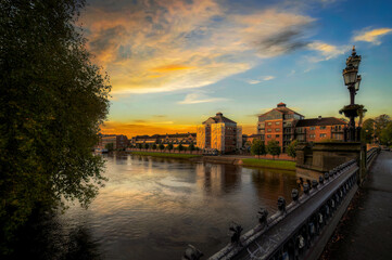 York City is a historic fortress city in North Yorkshire, England, the county of which it is the capital.