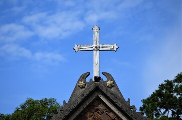 Cruz na igreja