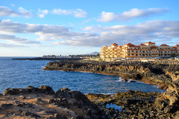 Fototapeta na wymiar Winter vacation in sunny Caleta de Fuste touristic village on Fuerteventura, Canary islands, Spain