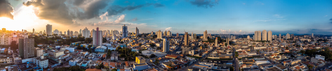 Vista panorâmica da cidade de Jundiaí SP bairro Vianelo com centro e Vila Arens ao fundo 