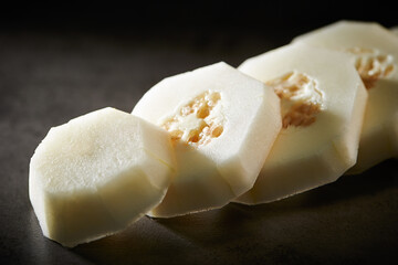 cut oriental melon, Korean melon	