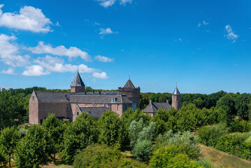 Fototapeta na wymiar Schloss Westhove bei Oostkapelle. Provinz Zeeland in den Niederlanden
