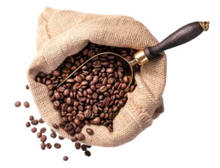 Photo sur Plexiglas Café Scoop of coffee beans in a bag on white background. Coffee in scoop isolated. Top view of coffee.