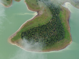 fotografia aerea lago piana degli albanesi