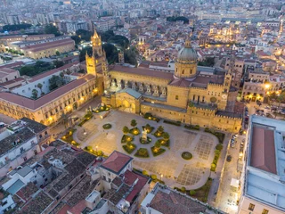 Deurstickers foto aerea della cattedrale di palermo © Marco