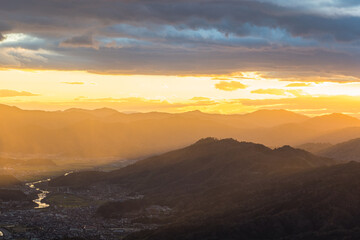 日本　京都府宮津市にある成相山パノラマ展望台から見える与謝野町と夕焼け空
