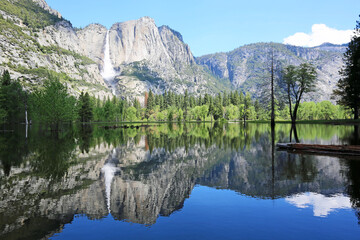 Double landscape on Merced River - Yosemite National Park, California