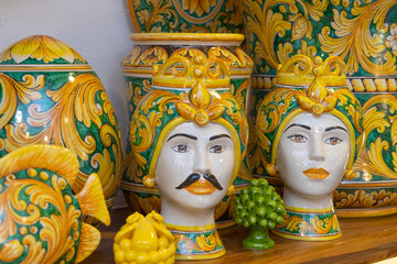 Ceramiche fatte a mano a Caltagirone in sicilia