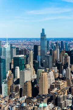 Vertical shot of the beautiful New York skyline on a clear day
