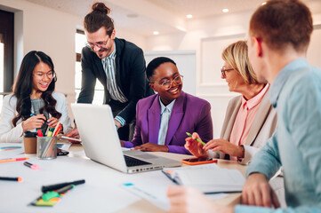 Fototapeta premium Multiracial business group of people having a meeting in an office