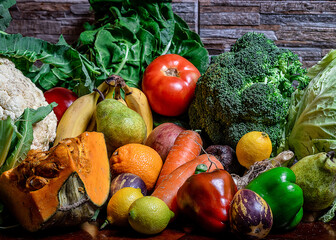 Mezcla de Frutas y Verduras, zapallo, tomate, zanahoria, limón, peras, brócoli, etc.