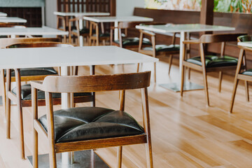 Fototapeta na wymiar empty table and chair in restaurant
