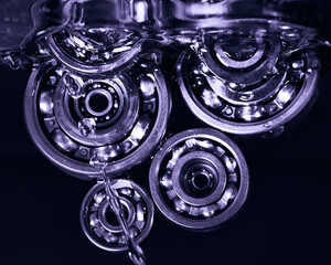 Ball bearing. Lubricating oil.