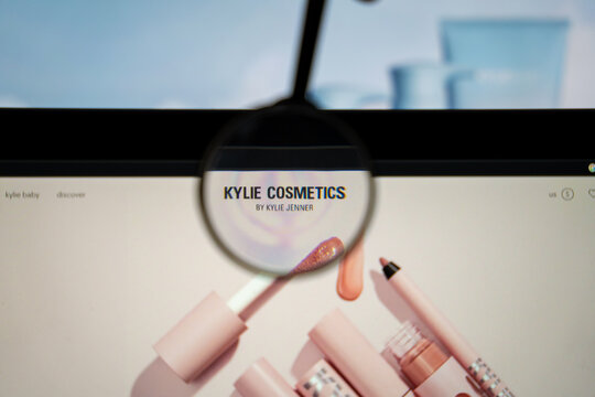 Logo and magnifying glass on Kylie Cosmetics website screen. Kylie Cosmetics is an American cosmetics company founded by Kylie Jenner. Ankara, Turkey - March 17, 2023.