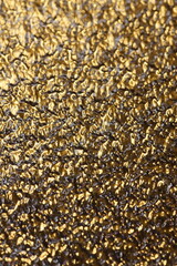 金色の透過光が美しい型板ガラス